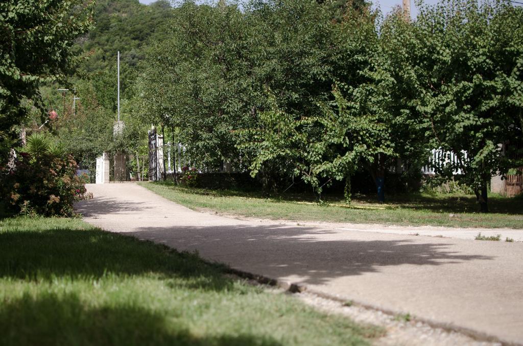 Ioannis Avrades Apartments Agiakampos  Exteriör bild